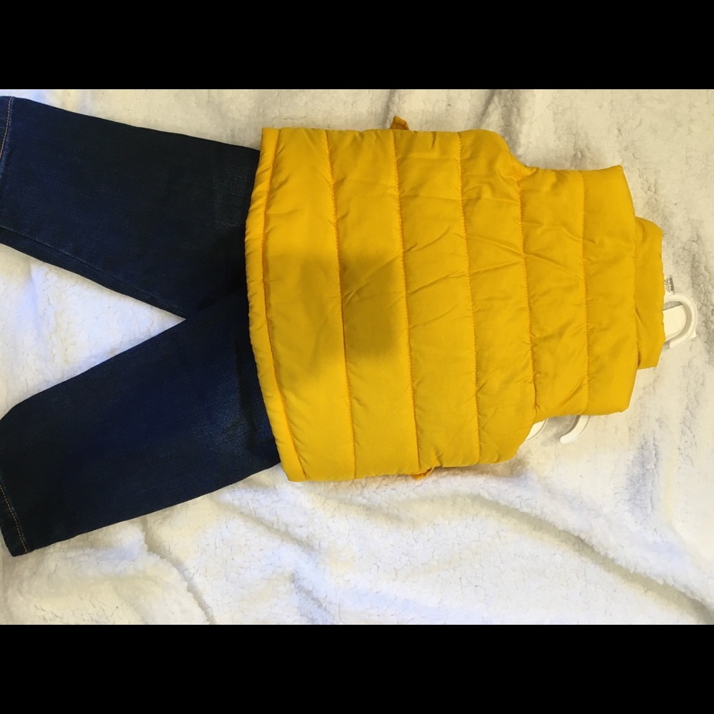 Bubble vest and jeans